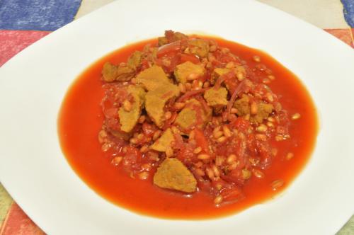 Jak uvařit vepřová kýta na červené řepě? Snadné recept, připravený za 30 - 45 minut